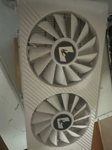 Rx 580 [2048 SP BRANCA]