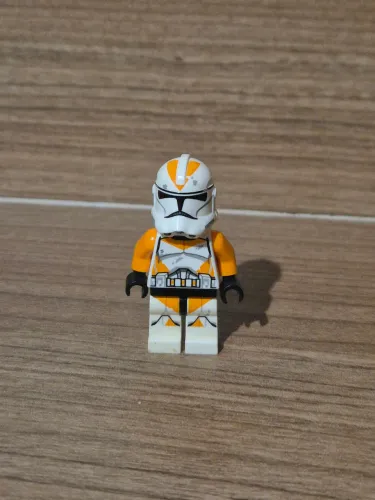 Lego Star Wars Minifigure Standard Clone Trooper 212 Batalhão