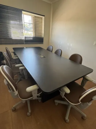 Mesa de reunião 10 lugares