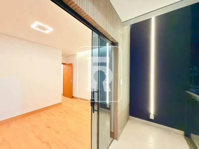 Casa à venda, 4 quartos, 1 suíte, 2 vagas, São Lucas - Conselheiro Lafaiete/MG