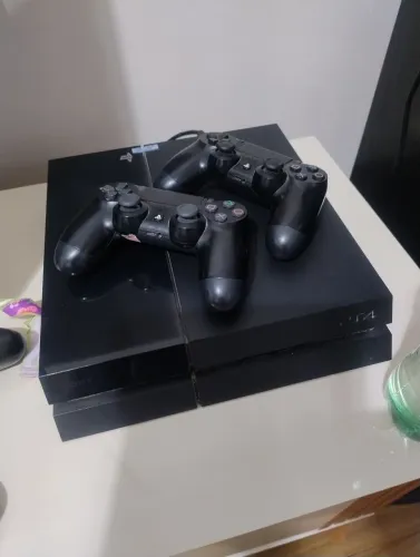 Play station 4