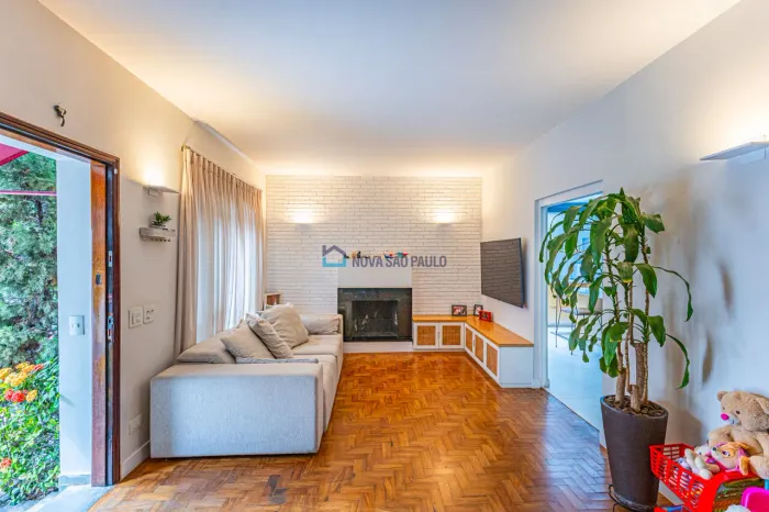 Casa de vila no Brooklin com 3 quartos 2 vagas 160 metros