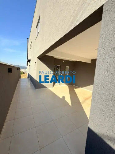 SOBRADO - RESIDENCIAL MORUMBÍ - MG