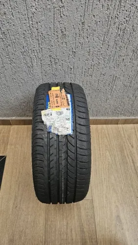 Pneu Goodyaer 225/45 R17