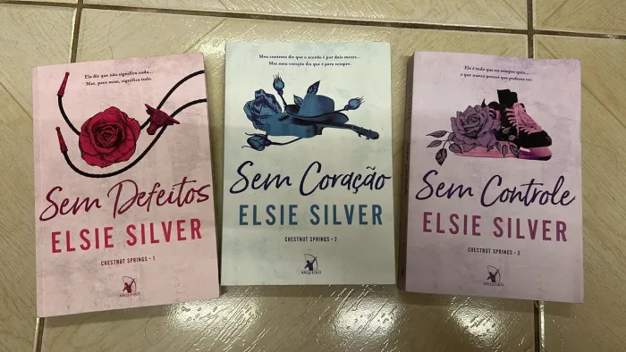 Livros (combo): coleção de sem defeitos, sem coração e sem controle 