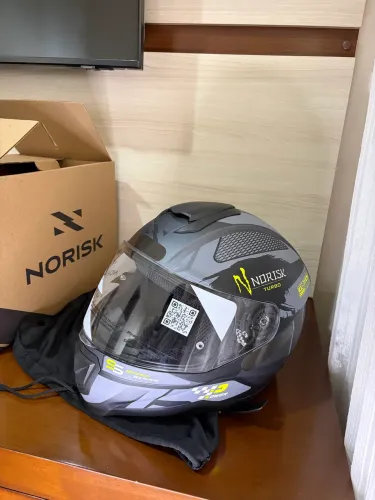 Capacete Norisk 58 Sem uso