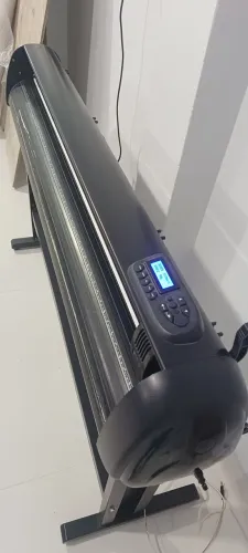 Ploter de recorte em bom estado ( não possui corte de contorno Laser )