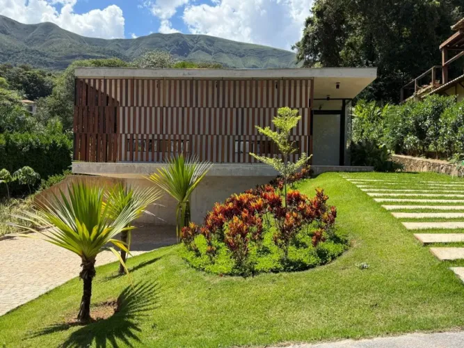 Casa no Condomínio Retiro do Chalé