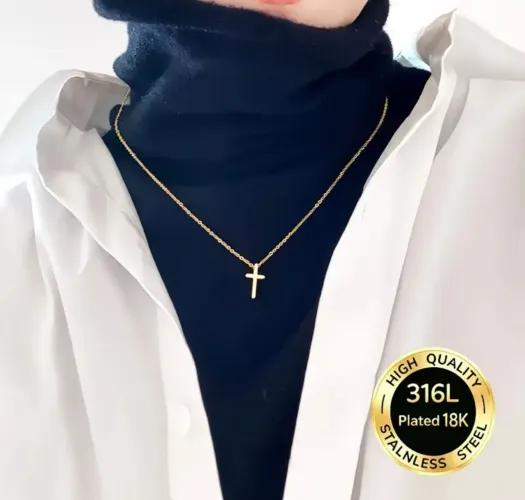Corrente nova com cruz dourada semijoias banhada a ouro 28k 