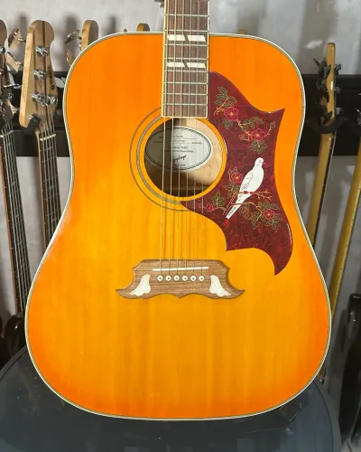 Viola?o Epiphone Dove Pro ( Captac?a?o Fishman e tarraxas Grover originais de fa?brica)