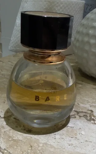 Perfume Bare Victoria Secrets