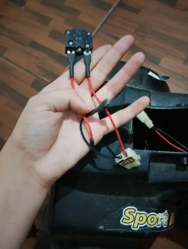 Moto elétrica pequena