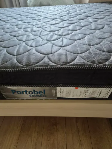 Vendo colchão de casal