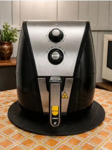 Air Fryer Britânia - funcionando perfeito - ótima oportunidade