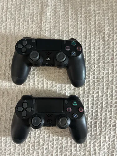 2 Controles para PS4 - 1 Original Sony + 1 Paralelo | Leia a descrição