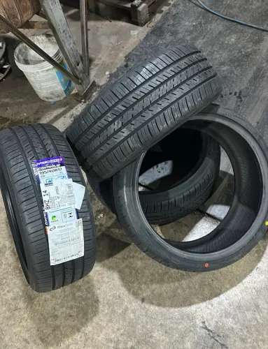 Pneu NOVO 195/40 aro 17
