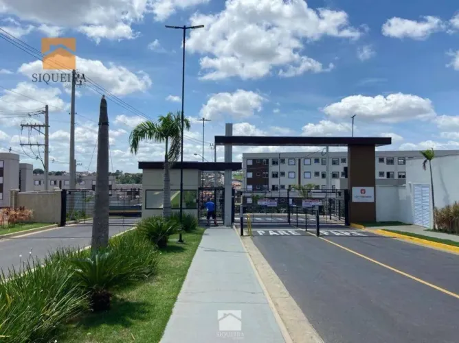 Apartamento com 2 dormitórios para alugar, 44 m² por R$ 1.490,00/mês - Jardim Wanel Ville