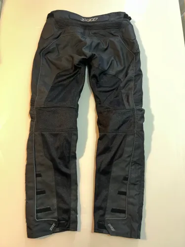 Calça Motociclista Feminina X11 Versa Air (Estado de Zero)