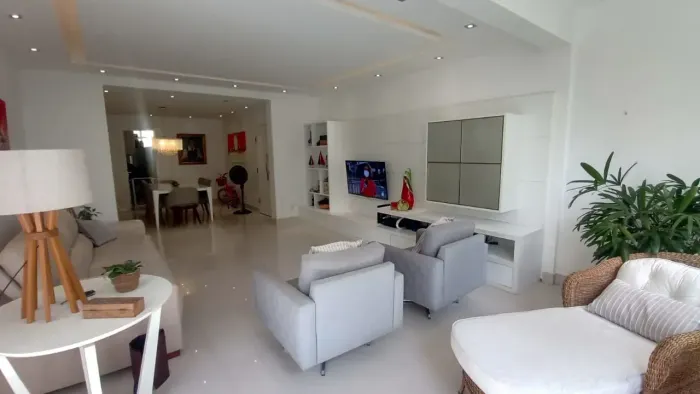 Apartamento magnífico na parte nobre da General Glicério em Laranjeiras - Rio de Janeiro -