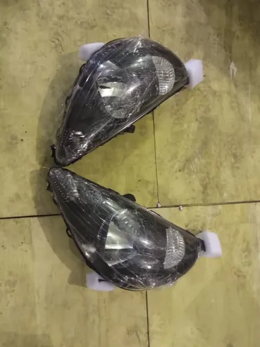 Farol Honda Fit 2005
