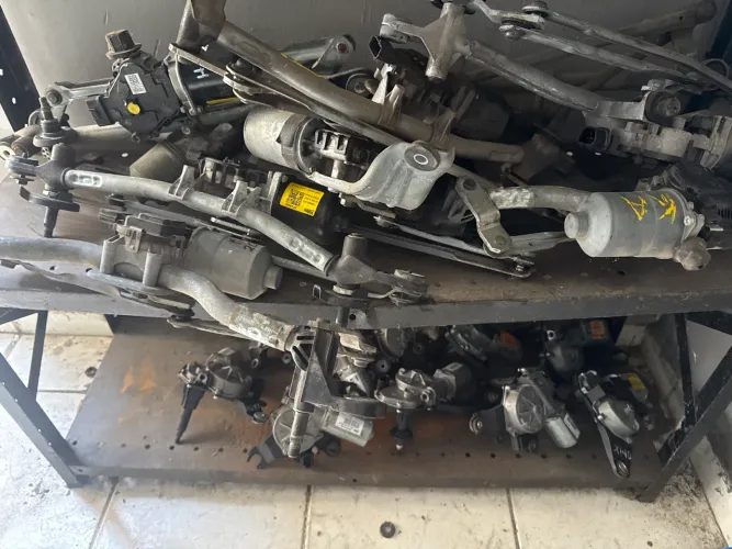 Motor do limpador dianteiro e traseiro para diversos tipos de carro 