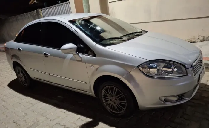 Fiat Linea 1.9/ HLX 1.9/1.8 Flex Dualogic 4P 2010