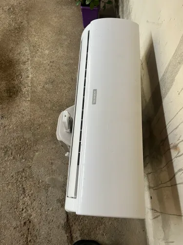 Ar-condicionado Agratto 12milbtus semi novo