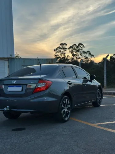 Honda Civic Sedan LXR 2.0 Flexone 16V Aut. 4P 2016