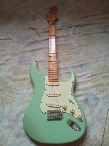 Guitarra tagima t530 
