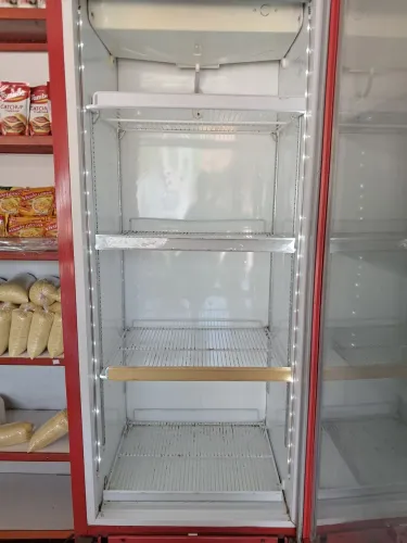 Vende-se expositor