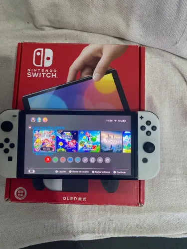 VENDO - Nintendo Switch OLED Completo + 2 jogos! 