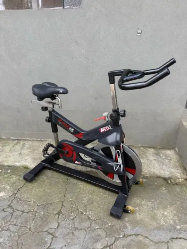 Bike spinning / ergométrica Power Run novinha