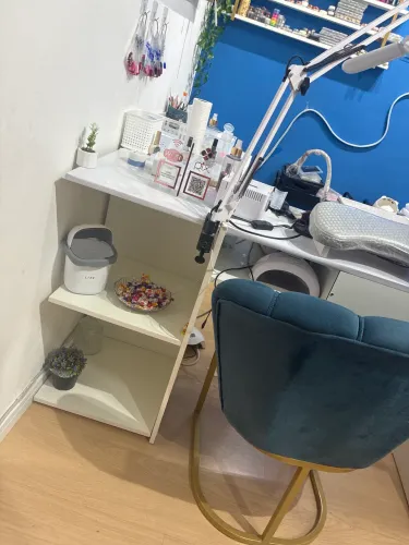 Mesa nail designer/ manicure