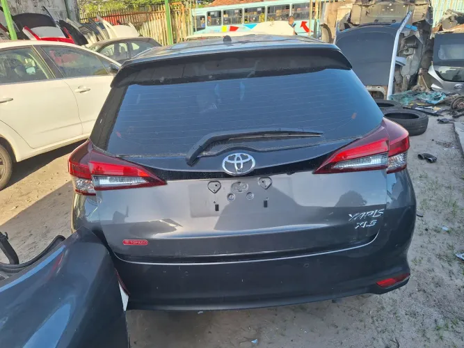 TOYOTA YARIS 1.5 AUTOMÁTICO ? PARA RETIRADA DE PEÇAS**