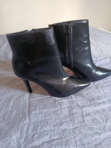 BOTA FEMININA