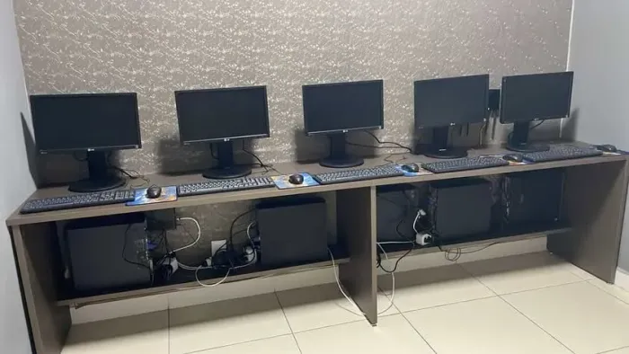 mesa para escritório bancada para computadores 