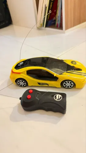 Carro controle remoto Mattel
