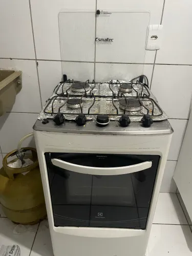 Fogão Electrolux 4 bocas com forno - Funcionando perfeitamente