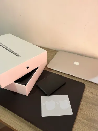 MacBook Air 2017 Intel Core i5 | 8GB RAM