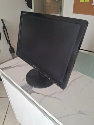 Monitor LG Flatron W1942S