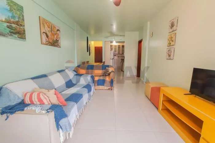 Apartamento 2 quartos com suíte. Espaço, Conforto e a Menos de 300m da Praia!