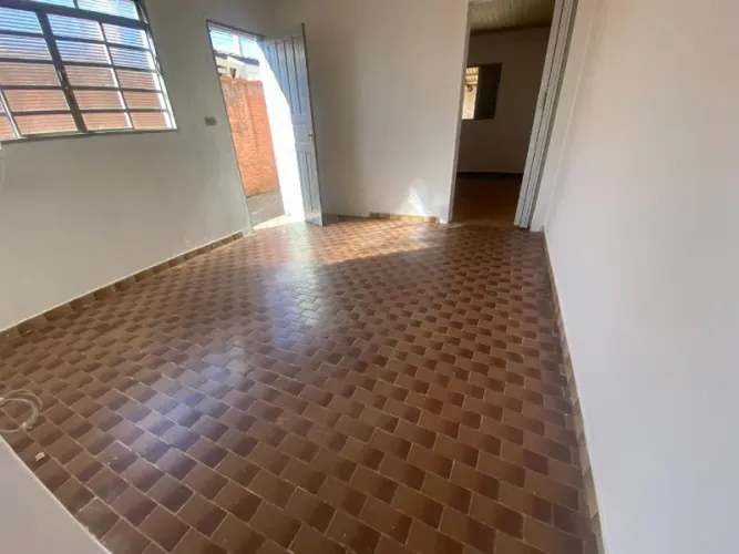 CASA RESIDENCIAL em SALTO - SP, VILA PROGRESSO
