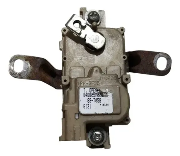 Trava Tampa Porta Malas Nissan Sentra 2000 2001 A 2006