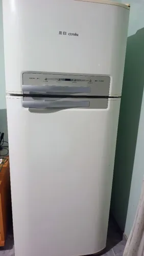 Geladeira Electrolux GF43 *não funciona*