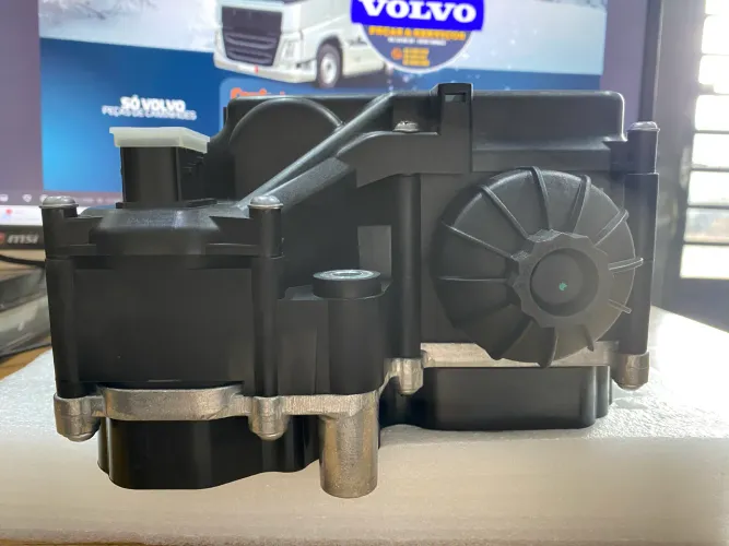 Módulo do Arla - Volvo FH