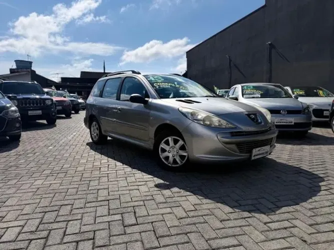 Peugeot 207 SW XR 1.4 Flex 8V 5P 2013