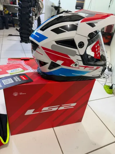 Capacete Ls2 pionner 2