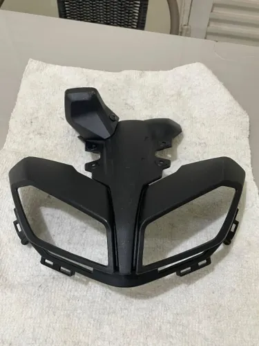 acabamento farol yamaha mt09 2024