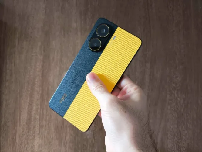 Poco X7 pro 12gb RAM 512gb Amarelo Couro , caixa original e acessórios