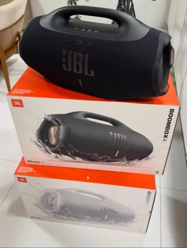 Bombox 4 preta